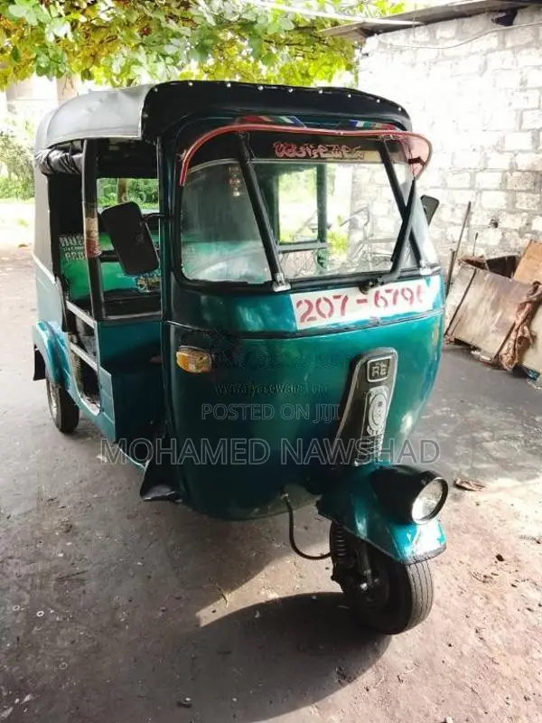 Bajaj Re 1999 Three Wheel (Used)