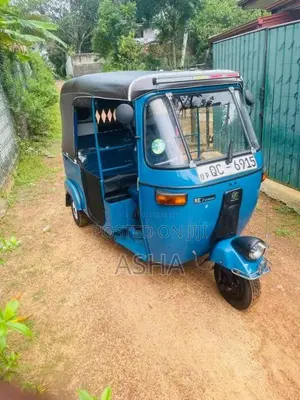 Bajaj 2 Stroke 2005 Three Wheel (Used)