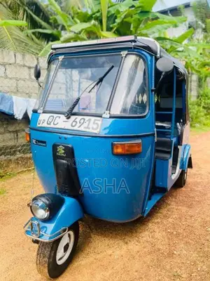 Bajaj 2 Stroke 2005 Three Wheel (Used)