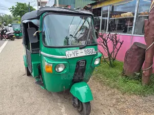 Bajaj 4 Stroke 2011 Three Wheel (Used)