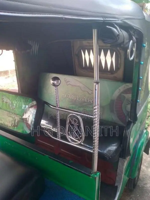 Bajaj 2 Stroke 2004 Three Wheel (Used)