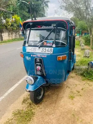 Bajaj RE 2 Stroke 2005 Three Wheel (Used)