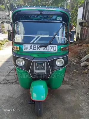 Bajaj 4 stroke 2018 Three Wheel (Used)