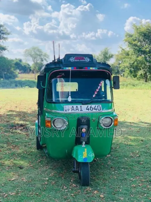Bajaj RE 4 Stroke 2013 Three Wheel (Used)