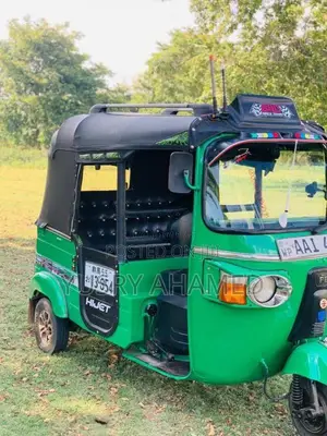 Bajaj RE 4 Stroke 2013 Three Wheel (Used)