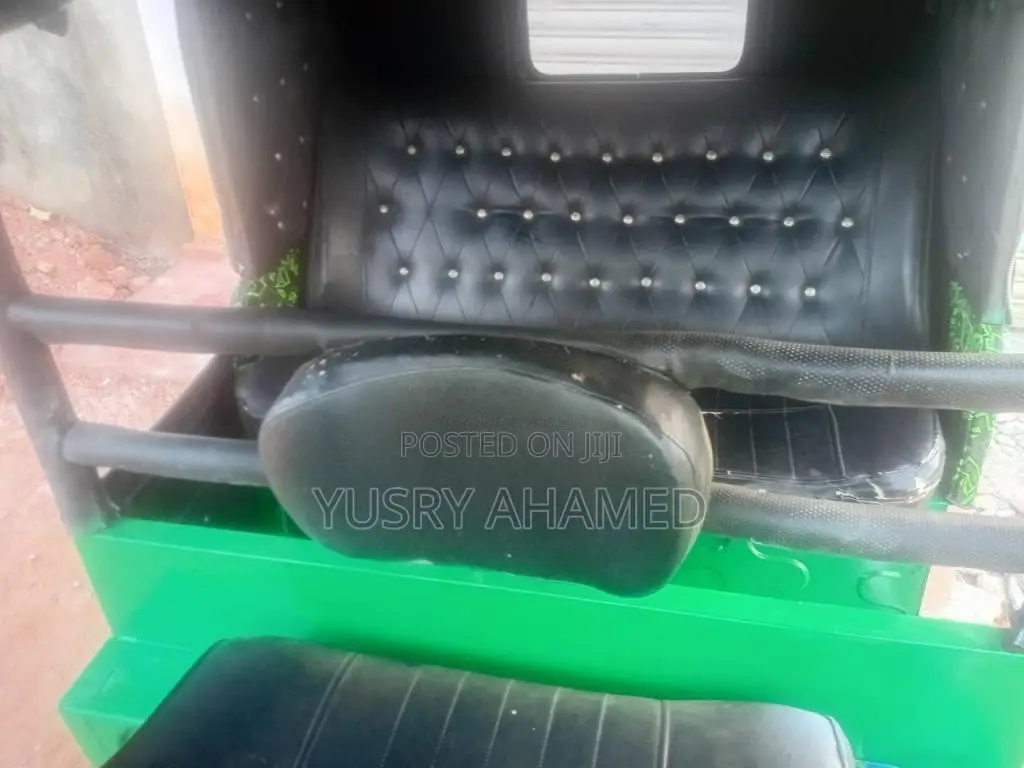 Bajaj RE 4 Stroke 2013 Three Wheel (Used)