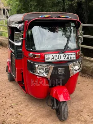 Bajaj RE 2017 Three Wheel (Used)