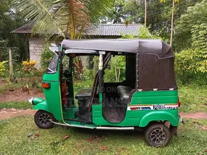 Bajaj 2 Stroke 2004 Three Wheel (Used)