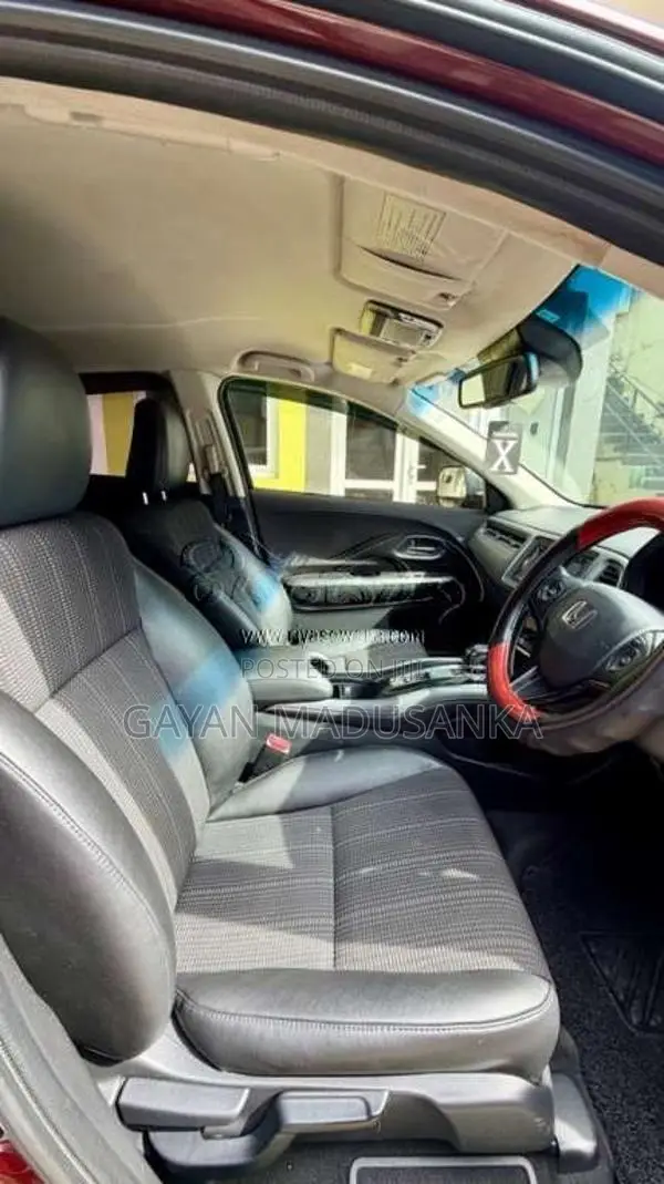 Honda Vezel 2014 SUV (Used)