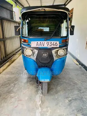 Bajaj 4 Stroke 2015 Three Wheel (Used)
