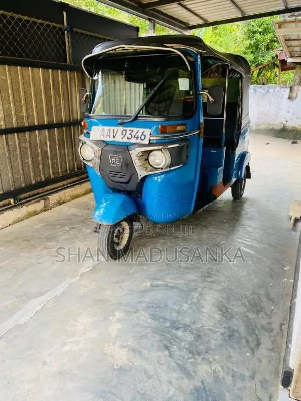 Bajaj 4 Stroke 2015 Three Wheel (Used)
