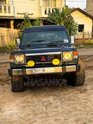 Mitsubishi Pajero 1983 SUV (Used)
