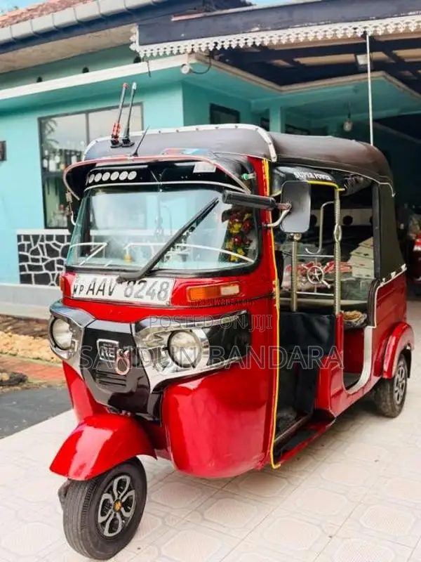 Bajaj RE 2015 Three Wheel (Used)