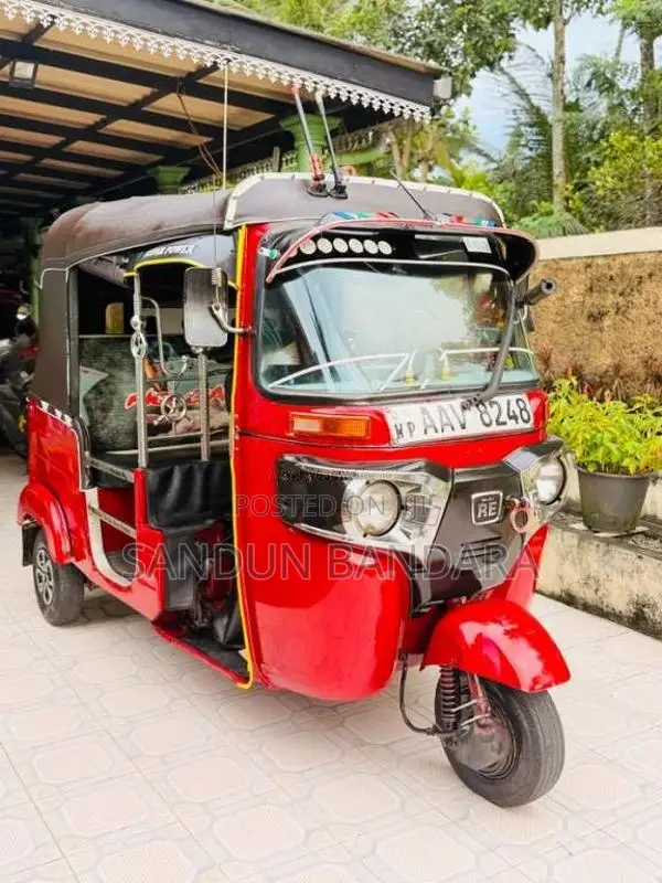 Bajaj RE 2015 Three Wheel (Used)