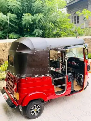 Bajaj RE 2015 Three Wheel (Used)