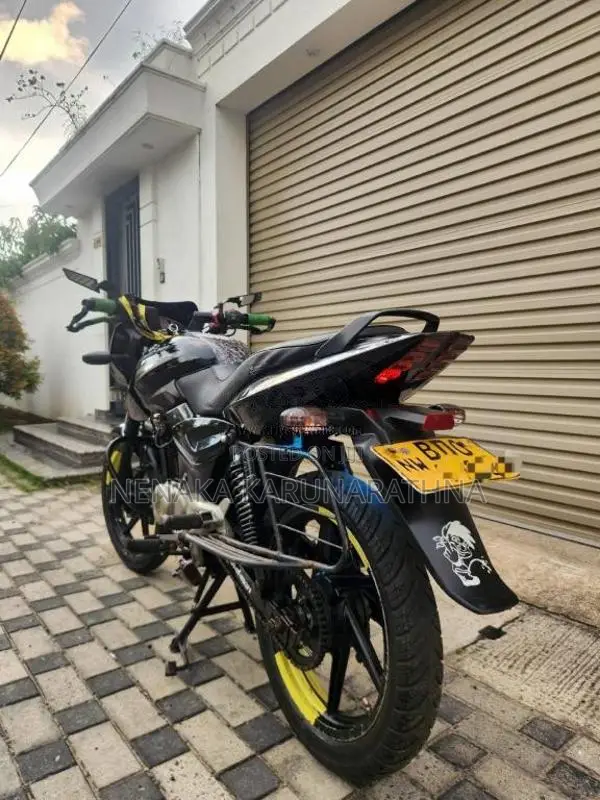 Bajaj Pulsar 150 2016 Motorbike (Used)
