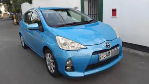 Toyota Aqua G Grade 2013 Car (Used)