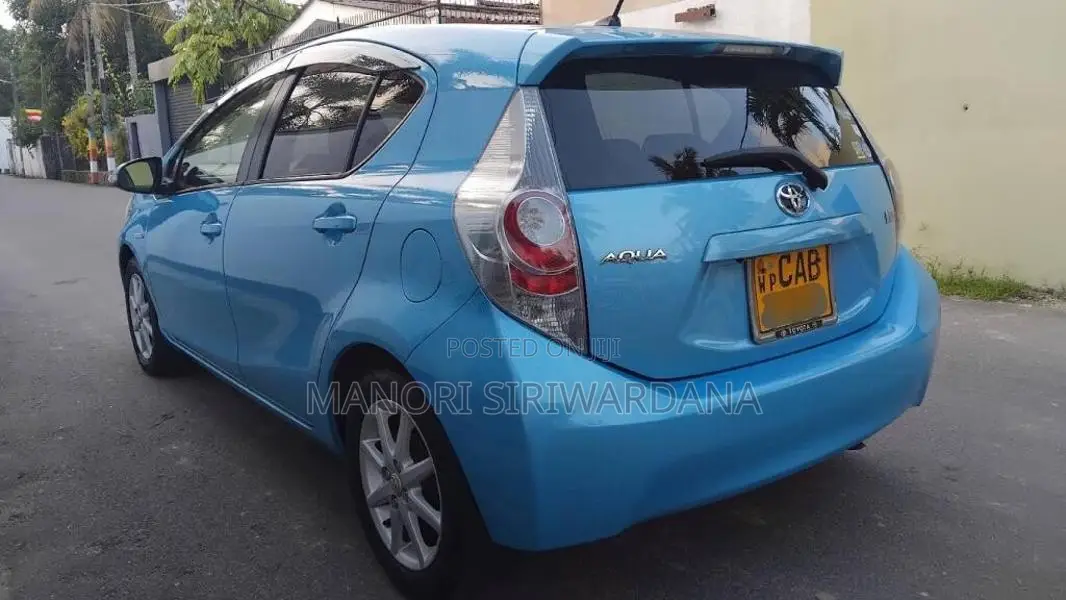 Toyota Aqua G Grade 2013 Car (Used)