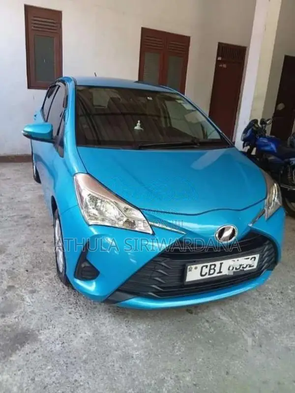 Toyota Vitz Safety 2017 Car (Used)