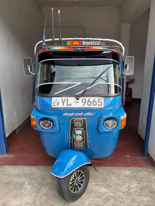 Bajaj 4 stroke 2011 Three Wheel (Used)