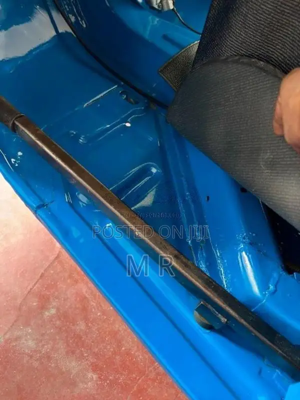 Bajaj 4 stroke 2011 Three Wheel (Used)