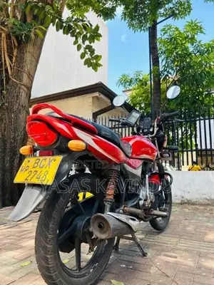 Bajaj Platina 2015 Motorbike (Used)