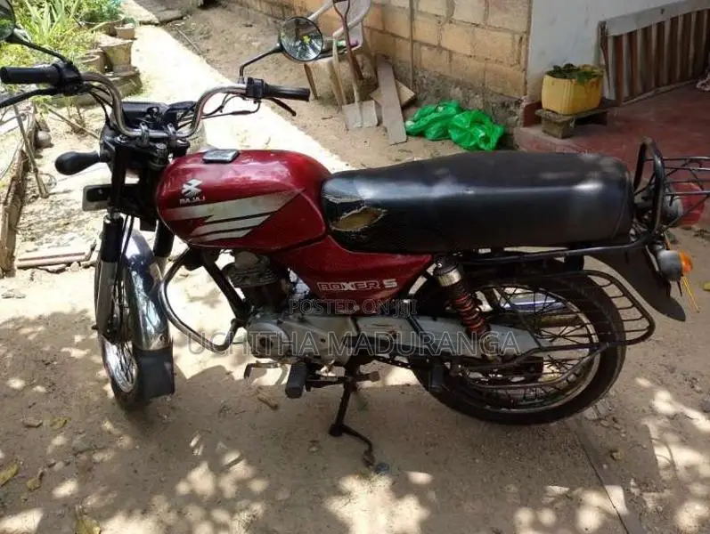 Bajaj Boxer 2007 Motorbike (Used)