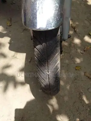 Bajaj Boxer 2007 Motorbike (Used)