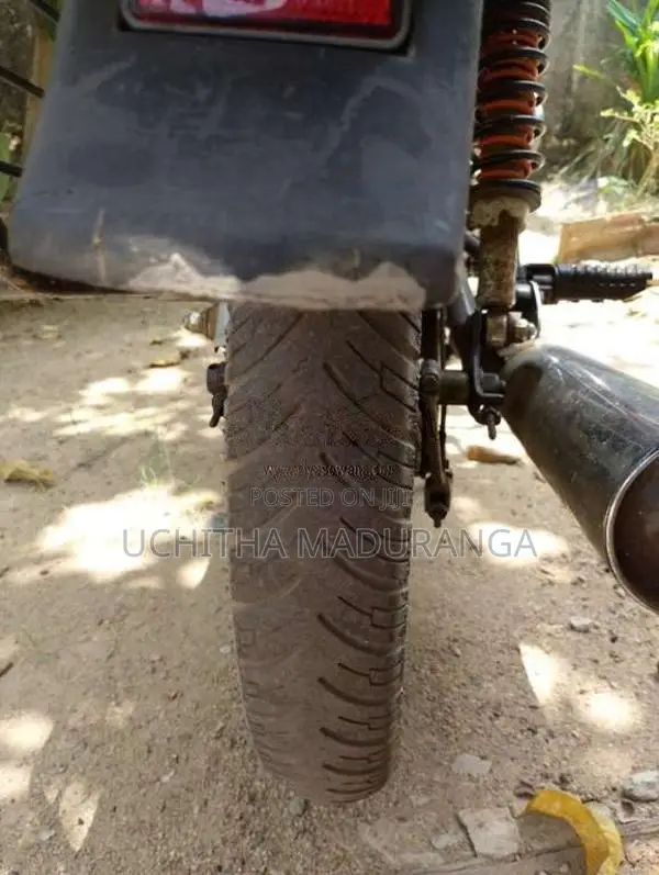 Bajaj Boxer 2007 Motorbike (Used)
