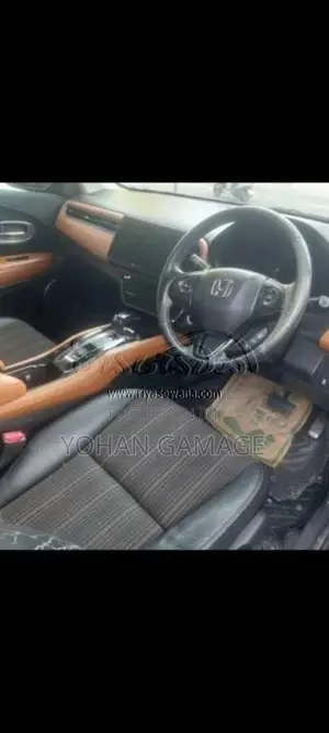 Honda Vezel 2016 SUV (Used)