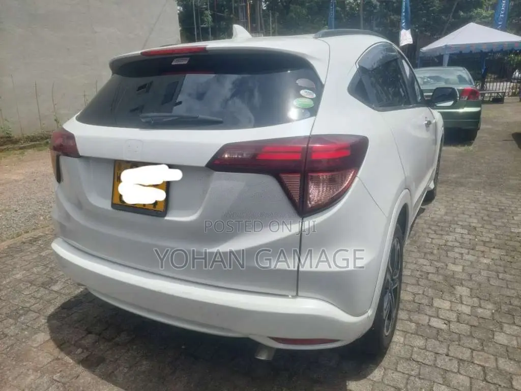 Honda Vezel 2016 SUV (Used)