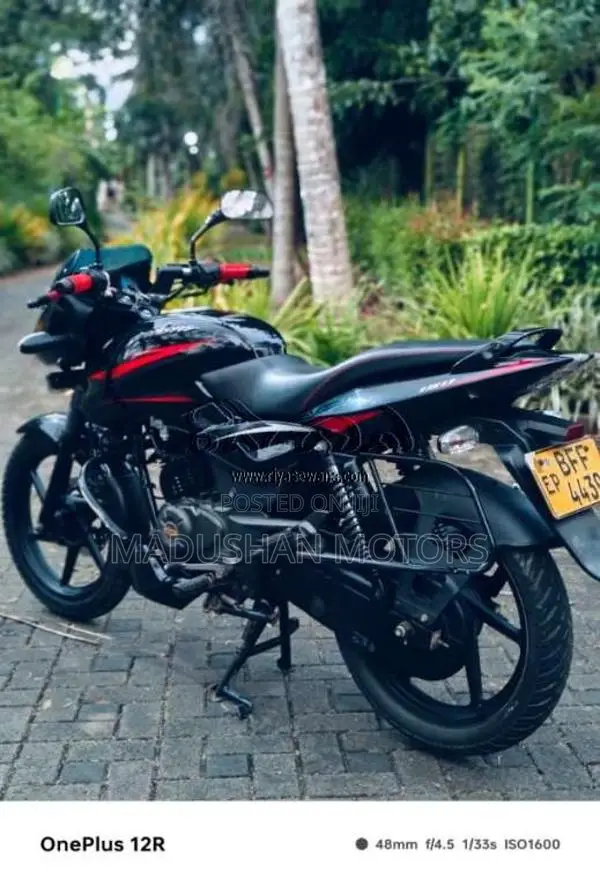 Bajaj Pulsar 2017 Motorbike (Used)
