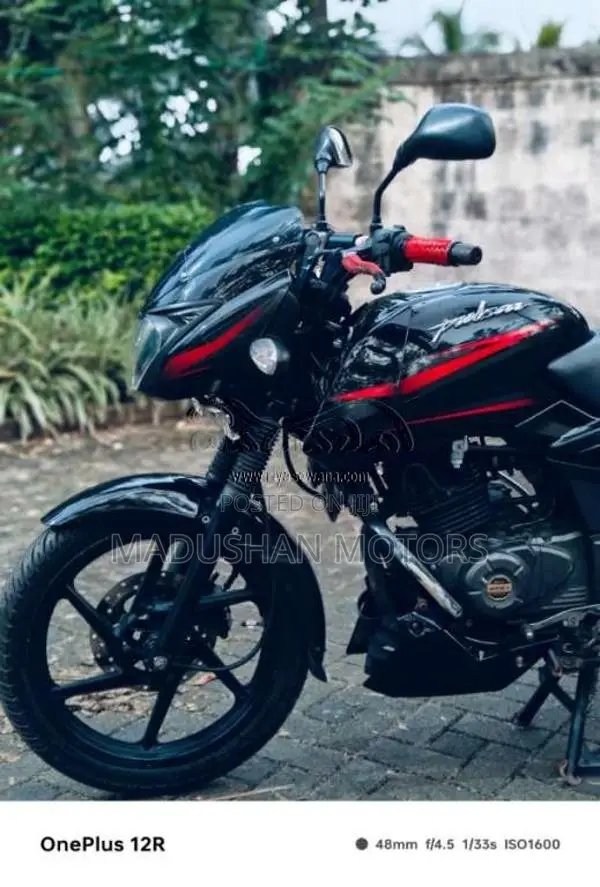 Bajaj Pulsar 2017 Motorbike (Used)