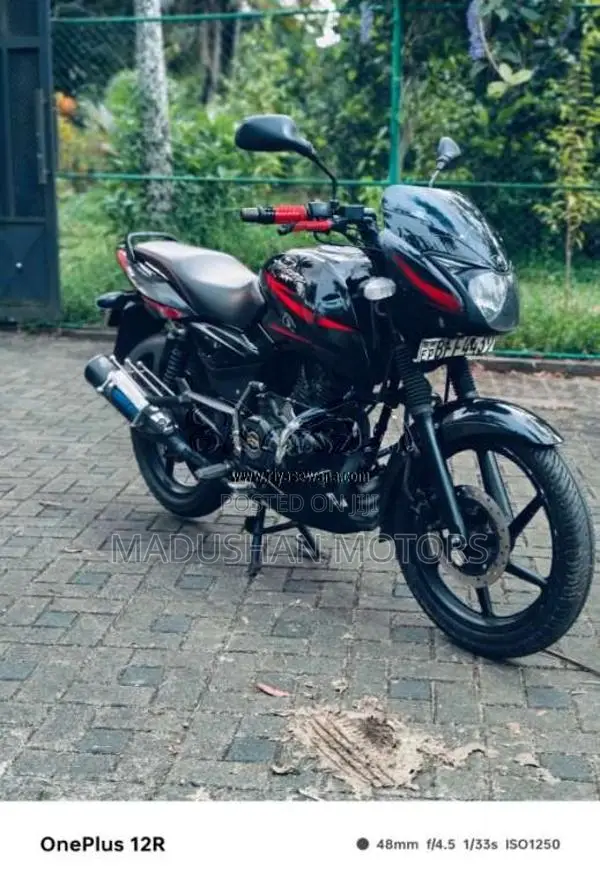 Bajaj Pulsar 2017 Motorbike (Used)