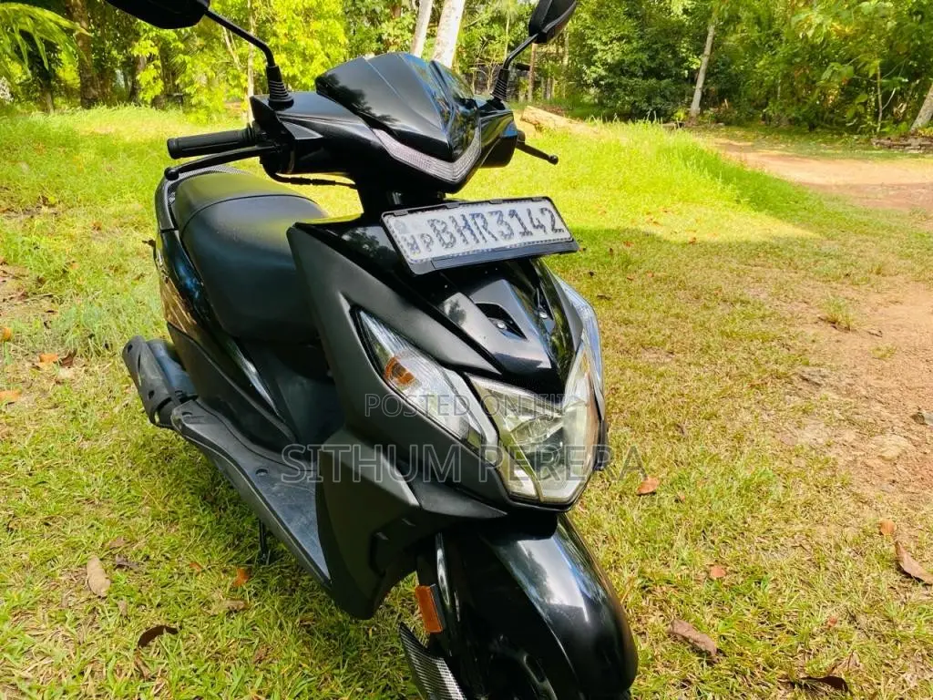Honda Dio 2019 Motorbike (Used)
