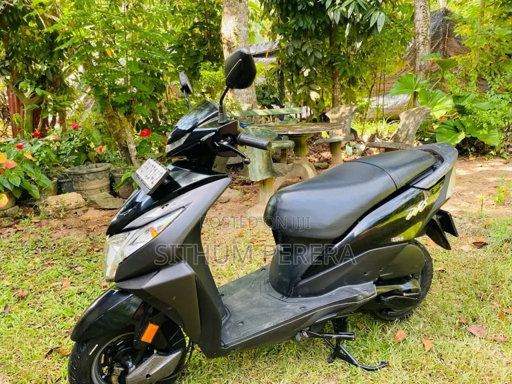 Honda Dio 2019 Motorbike (Used)