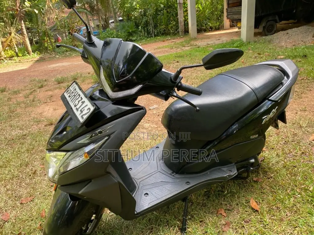 Honda Dio 2019 Motorbike (Used)