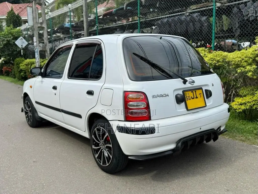 Nissan March K11 2001 Car (Used)