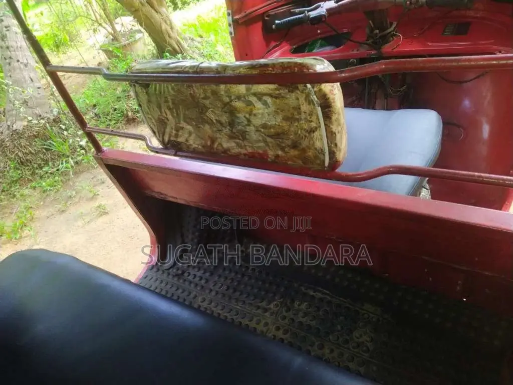 Bajaj 4 Stroke 2003 Three Wheel (Used)
