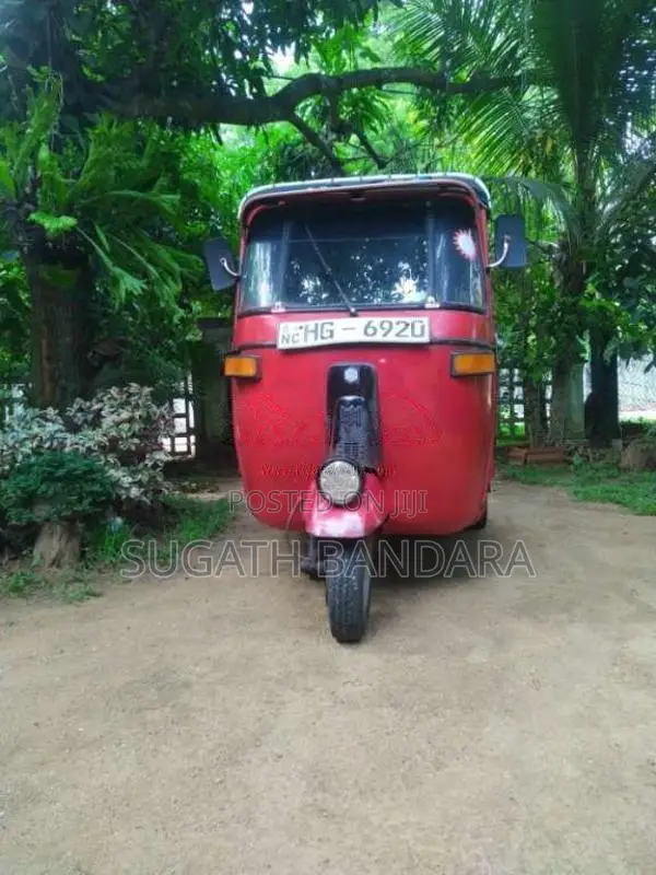 Bajaj 4 Stroke 2003 Three Wheel (Used)