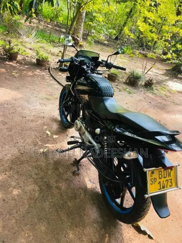 Bajaj Pulsar 2016 Motorbike (Used)