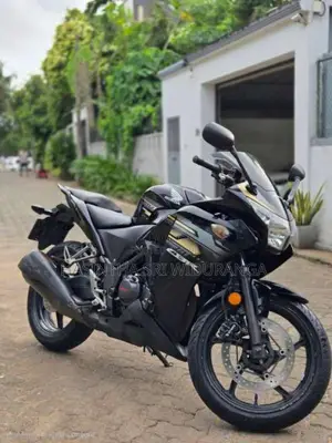 Honda CBR 2017 Motorbike (Used)