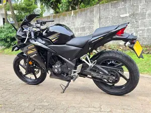 Honda CBR 2017 Motorbike (Used)