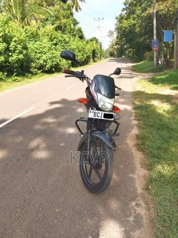 Bajaj Platina 2015 Motorbike (Used)