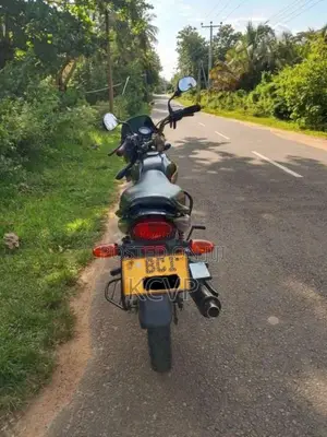 Bajaj Platina 2015 Motorbike (Used)