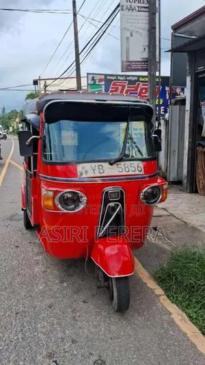Bajaj 4 Stroke 2010 Three Wheel (Used)