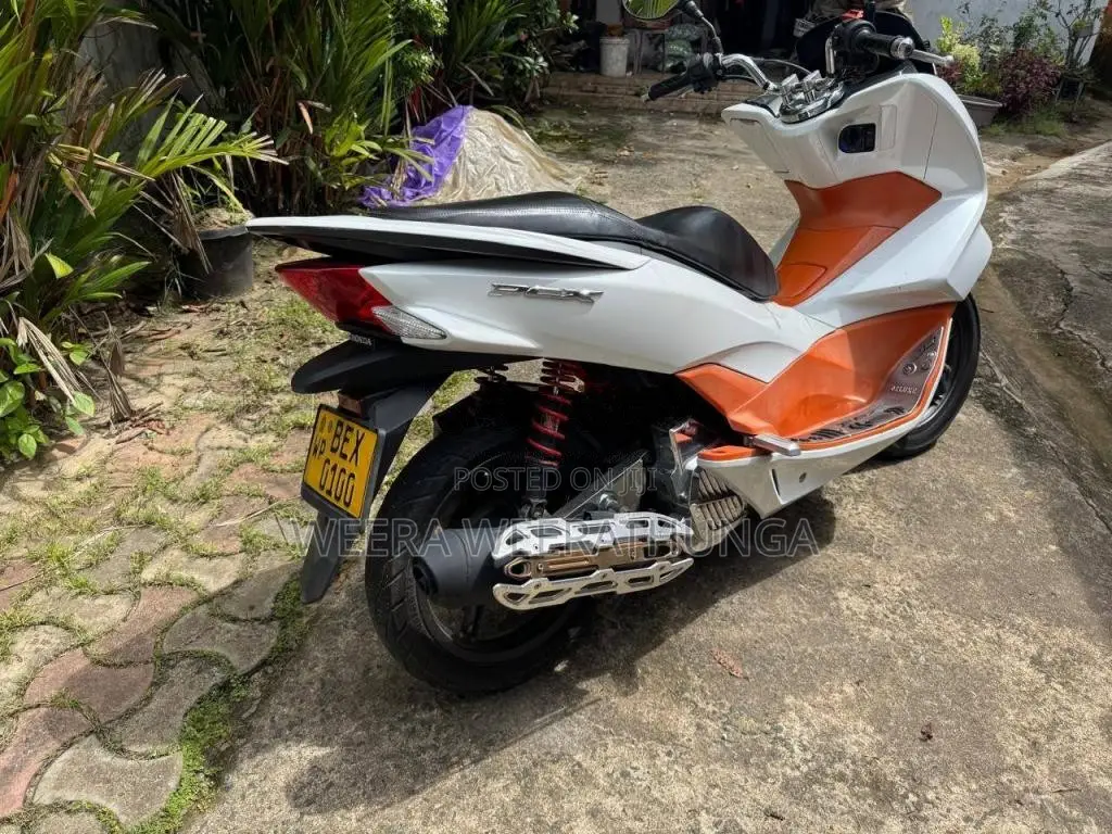 Honda Pcx 2016 Motorbike (Used)