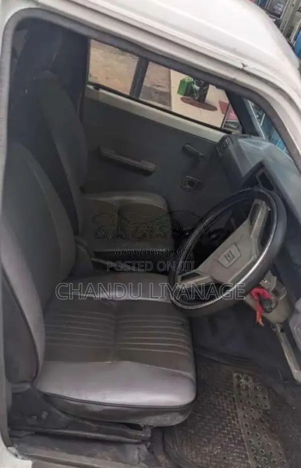 Toyota Corolla DX Wagon KE72 1987 Car (Used)