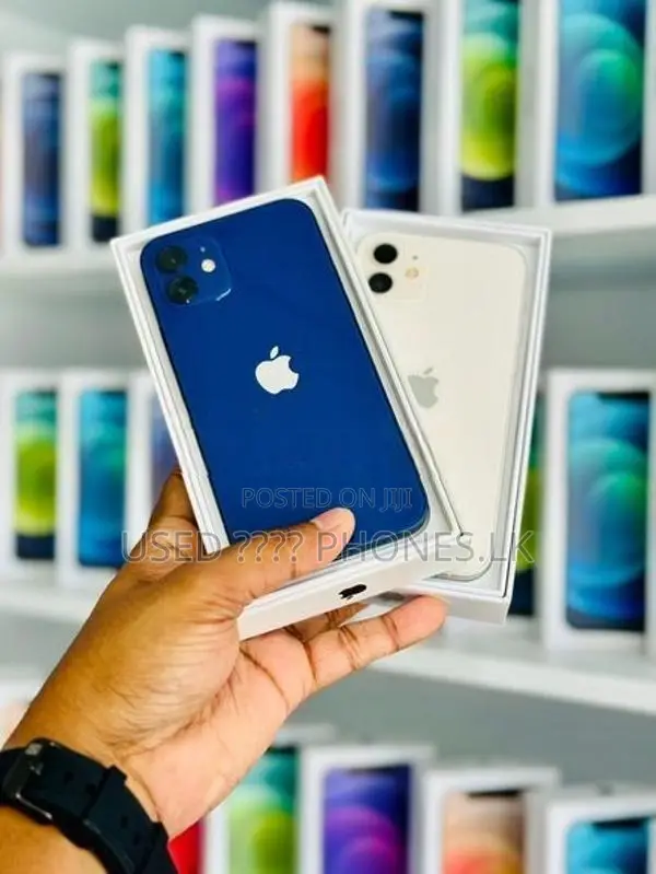 Apple iPhone 12 128GB (Used)
