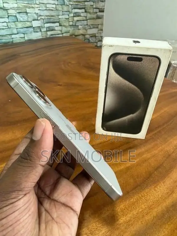 Apple iPhone 15 Pro 128GB (Used)